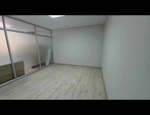 BUSINESS PROPERTY TO RENT IN FAERIE GLEN